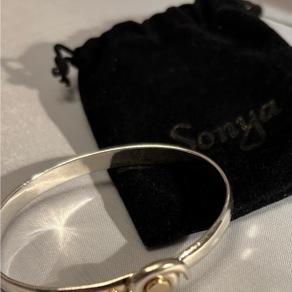 Sonya ltd Sterling & gold Hurricane bracelet - Picture 4 of 6